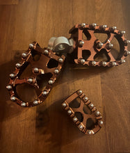 Load image into Gallery viewer, FLO MOTORSPORTS MOTO STYLE FOOTPEG SET
